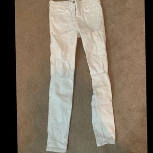 white hollister jeans